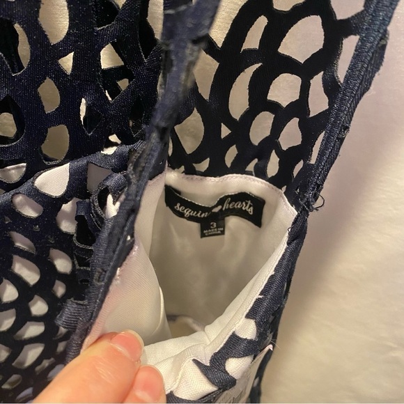 Sequin Hearts Cut Out Prom Formal Laser Cut Lace Top Fit & Flare Milkmaid Sz 3 - Picture 5 of 7